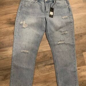 Numero Women's Boyfriend Relaxed Fit
Ripped Beach Blue Jeans Size 32
